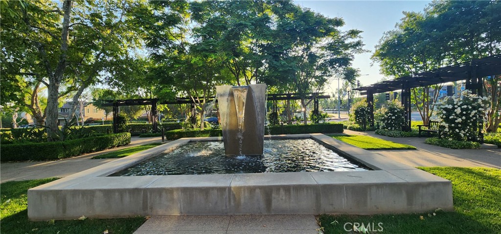 https://media.crmls.org/medias/3c6f7cc3-7d94-4055-9834-72d206315c19.jpg?preset=X-Large