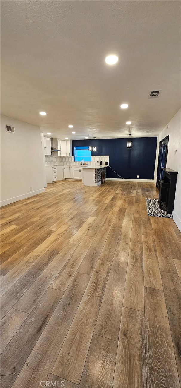 Detail Gallery Image 13 of 28 For 952 Graybar, La Puente,  CA 91744 - 4 Beds | 2 Baths