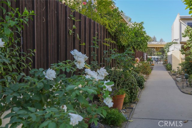 6000 Coldwater Canyon Avenue, 4 photo 4