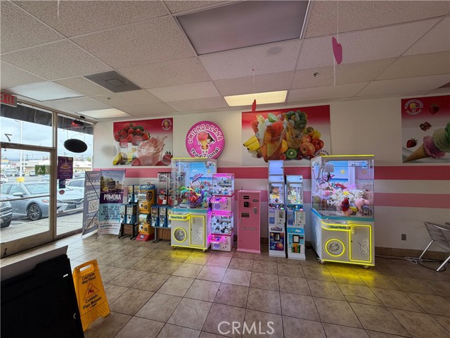 716 E Arrow Highway, Pomona CA: https://media.crmls.org/medias/3c7070ef-dcaf-491f-a875-4fcfc31d391d.jpg