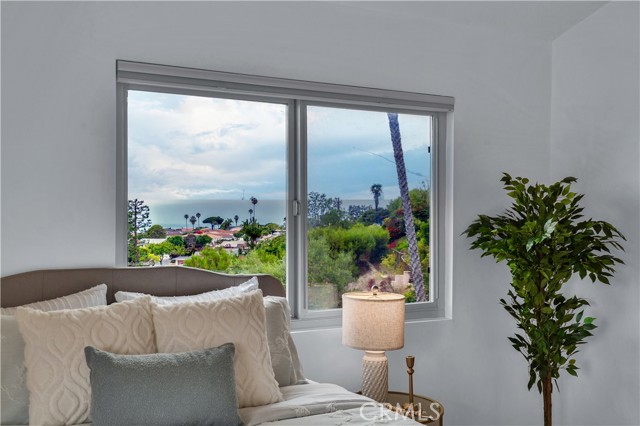 Detail Gallery Image 15 of 47 For 30440 via Victoria, Rancho Palos Verdes,  CA 90275 - 4 Beds | 2/1 Baths