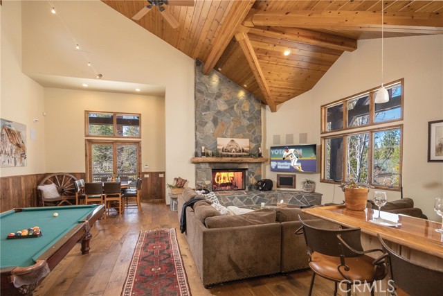 42143 Switzerland Drive, Big Bear CA: https://media.crmls.org/medias/3c731da2-6294-460e-a04a-ab8d9f46e3af.jpg