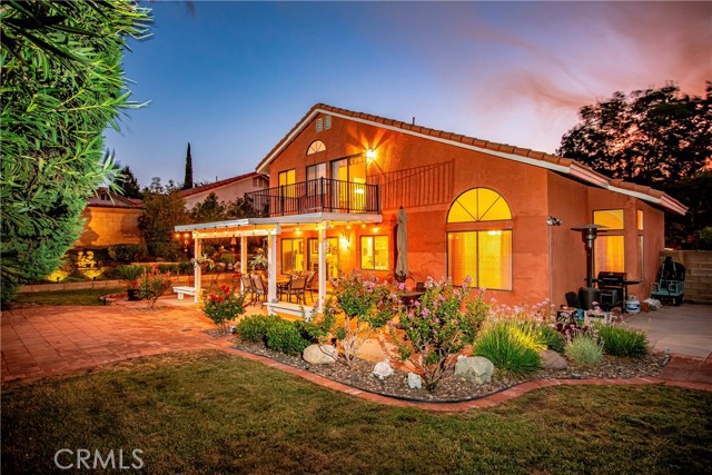 Detail Gallery Image 2 of 44 For 40512 Palmas Ct, Palmdale,  CA 93551 - 3 Beds | 2/1 Baths