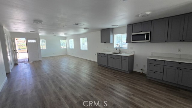 1505 W 7th Street, San Bernardino CA: https://media.crmls.org/medias/3c73eab8-e60f-4261-a743-d25e161614bb.jpg