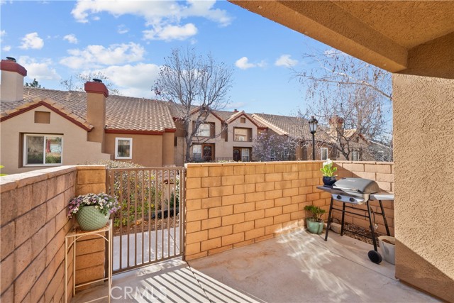 Detail Gallery Image 36 of 40 For 22637 Copper Hill #90,  Saugus,  CA 91350 - 2 Beds | 2/1 Baths