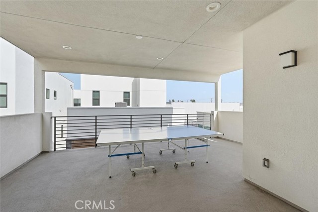 Detail Gallery Image 48 of 59 For 2144 Swallowtail Walk, Gardena,  CA 90249 - 4 Beds | 2/2 Baths