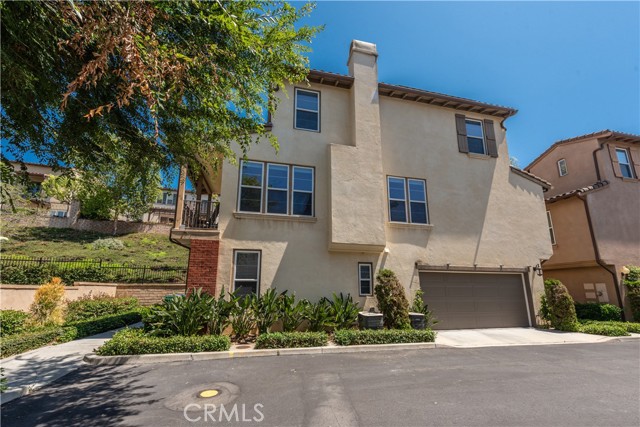 Detail Gallery Image 3 of 34 For 216 Tall Oak, Irvine,  CA 92603 - 3 Beds | 3/1 Baths