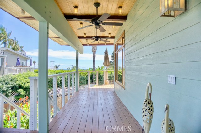 27062 Calle Juanita, Dana Point CA: https://media.crmls.org/medias/3c74ff1e-42b5-43f0-b7b2-c9517cbc2374.jpg