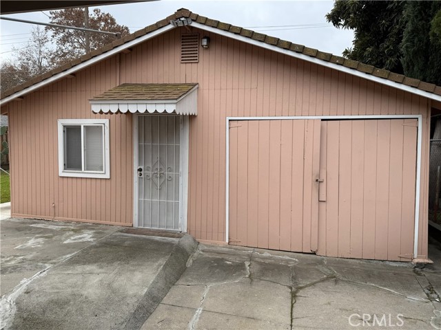 1610 Basler, Sacramento CA: https://media.crmls.org/medias/3c75253f-1425-4b3c-aacc-76c320bbcd2a.jpg