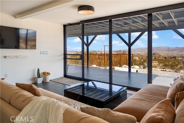62176 Highland View Drive, Joshua Tree CA: https://media.crmls.org/medias/3c75fa3e-a506-4f50-a20e-c3ac7ef017e1.jpg