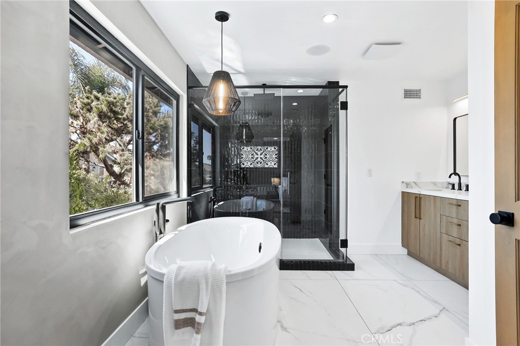 MLS #OC26157556 image #32