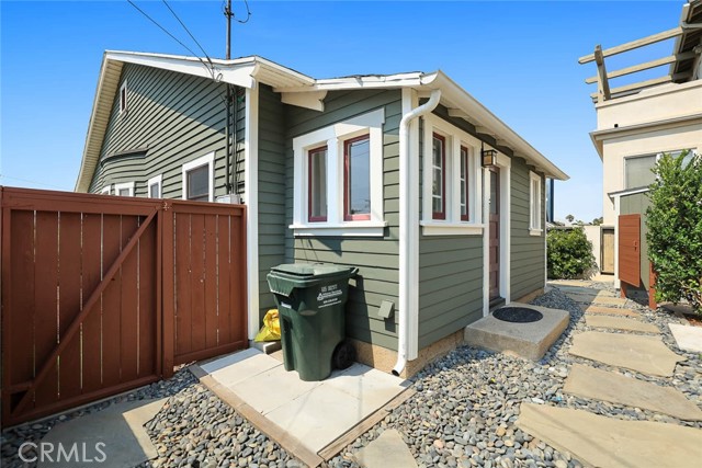 600 Guadalupe Avenue, Redondo Beach, California 90277, 3 Bedrooms Bedrooms, ,1 BathroomBathrooms,Residential,Sold,Guadalupe,SB21198081