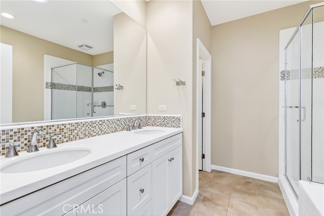 Detail Gallery Image 12 of 27 For 62 Granite, Irvine,  CA 92620 - 2 Beds | 2 Baths