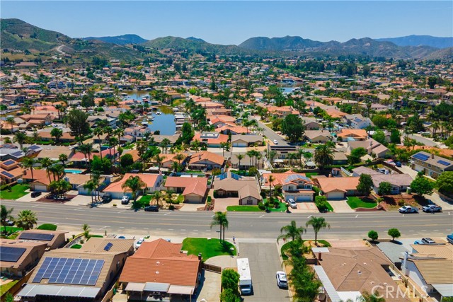 23849 Canyon Lake N Drive, Canyon Lake CA: https://media.crmls.org/medias/3c7810ca-4af8-4b47-a52e-e3d51718d6c3.jpg