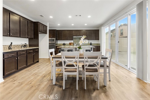 7733 Lupin Street, Chino CA: https://media.crmls.org/medias/3c7846b1-532c-4830-bb7b-34c98866b7e5.jpg