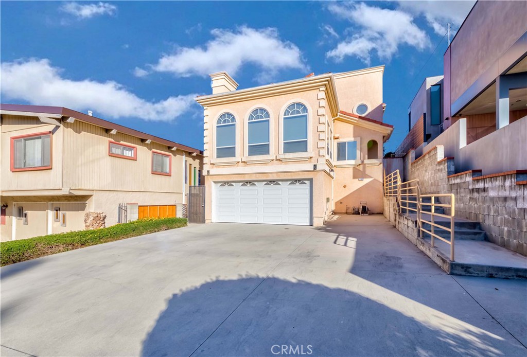 1742 Hanscom Drive