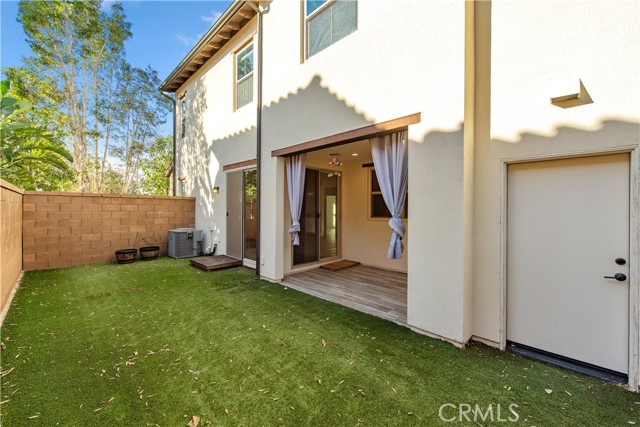 Detail Gallery Image 26 of 26 For 74 Parkwood, Irvine,  CA 92620 - 4 Beds | 3 Baths