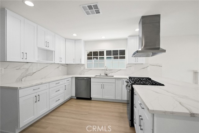 18543 Adivino Street, Rowland Heights CA: https://media.crmls.org/medias/3c7a1e55-47e4-48d1-b35a-911068e8b5b8.jpg