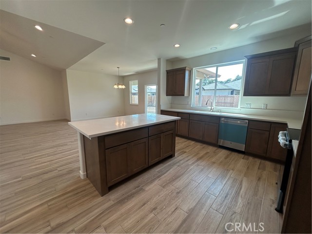 351 Bainbridge Place, Chico CA: https://media.crmls.org/medias/3c7a4123-d6a9-4418-90ca-811287032914.jpg