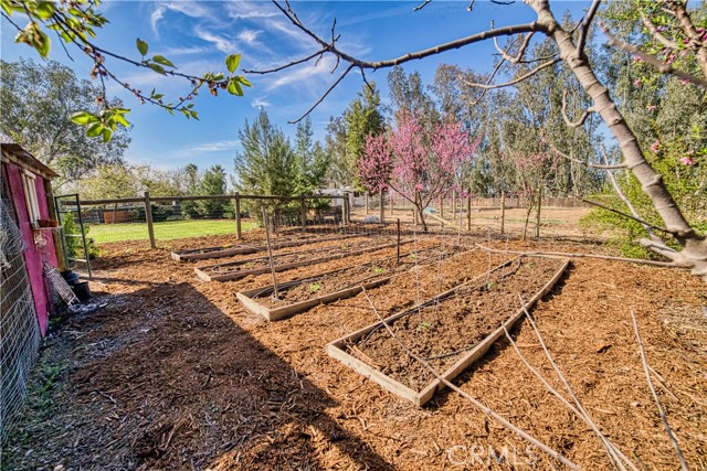 Detail Gallery Image 28 of 32 For 22052 Melrose Ct, Madera,  CA 93638 - 3 Beds | 2/1 Baths