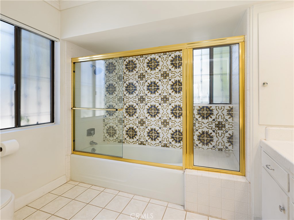 11. 2505 Via Pinale Palos Verdes Estates, CA 90274