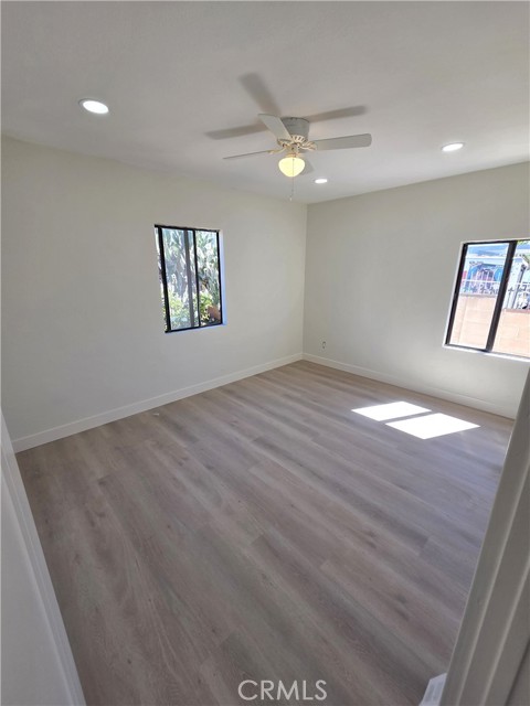 Detail Gallery Image 15 of 18 For 13567 Eldridge, Sylmar,  CA 91342 - 3 Beds | 2 Baths