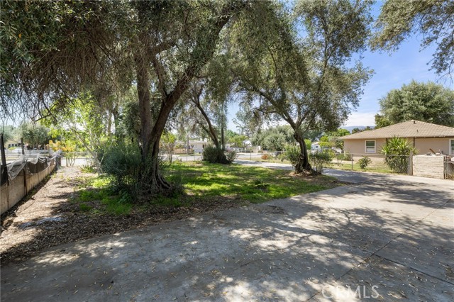 Detail Gallery Image 17 of 41 For 2241 Harrison St, San Bernardino,  CA 92404 - 2 Beds | 1 Baths