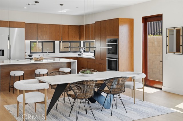 Detail Gallery Image 29 of 72 For 5108 Gordon Ln, San Diego,  CA 92109 - 4 Beds | 5/1 Baths