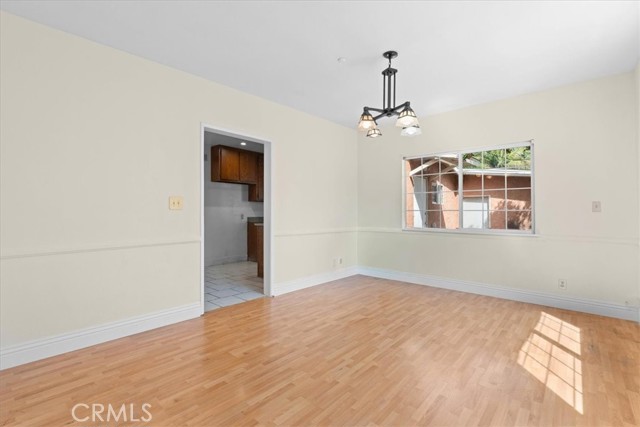 Detail Gallery Image 17 of 26 For 554 W Verness, Covina,  CA 91723 - 4 Beds | 2 Baths