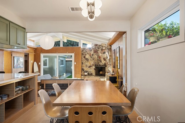 Detail Gallery Image 18 of 37 For 11623 S Dehn, Inglewood,  CA 90303 - 3 Beds | 2 Baths