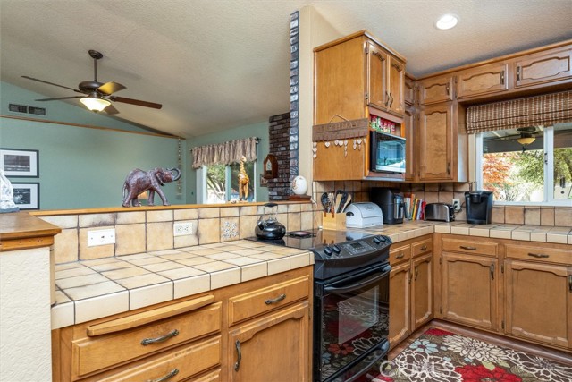 Detail Gallery Image 18 of 42 For 47265 Ottawa Ave, Coarsegold,  CA 93614 - 3 Beds | 2 Baths