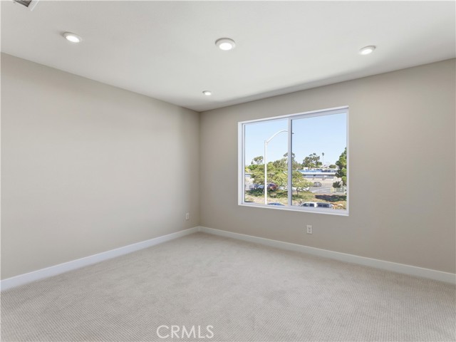 MLS #OC25241320 image #18