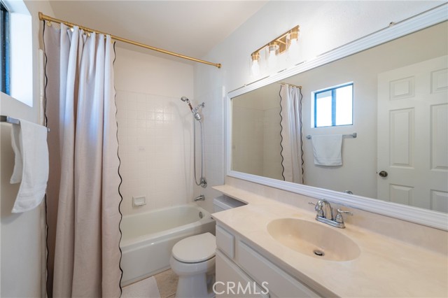 Detail Gallery Image 21 of 49 For 2577 Plaza Del Amo #730,  Torrance,  CA 90503 - 3 Beds | 2/1 Baths