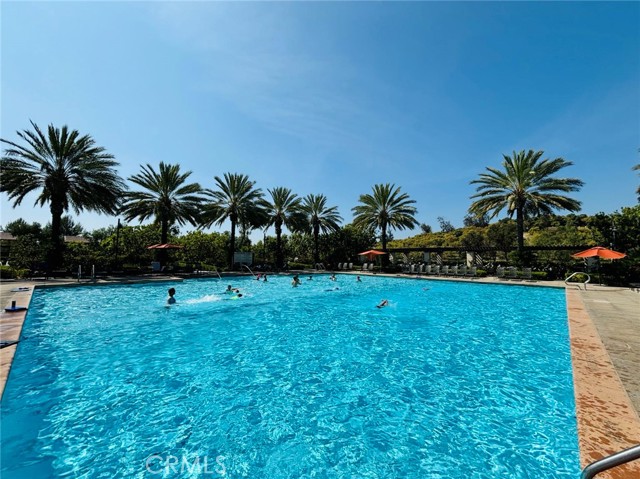 10 Shadybend, Irvine CA: https://media.crmls.org/medias/3c7e9d18-566c-40cd-98fa-9b14211b36b5.jpg