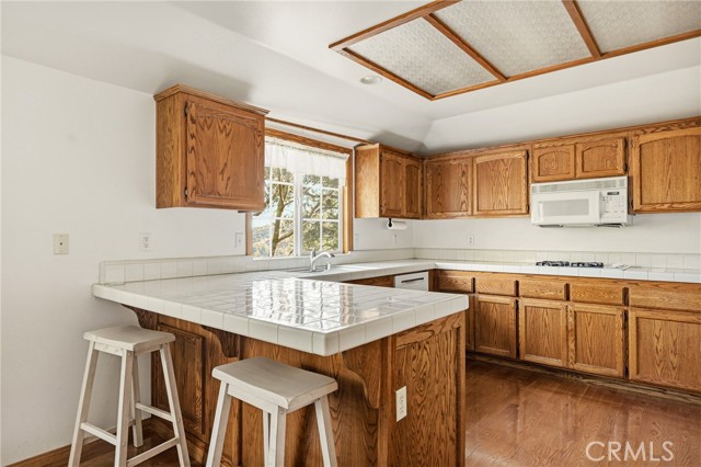 Detail Gallery Image 11 of 40 For 24502 Albrun Ct, Crestline,  CA 92325 - 3 Beds | 2/1 Baths