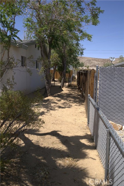 Detail Gallery Image 22 of 32 For 61740 Oleander Dr, Joshua Tree,  CA 92252 - 2 Beds | 2 Baths