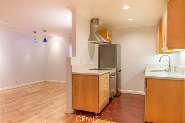 Detail Gallery Image 5 of 19 For 2311 4th St #221,  Santa Monica,  CA 90405 - 1 Beds | 1 Baths