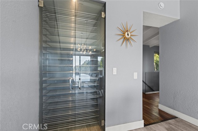 2084 HANSCOM DR photo 8
