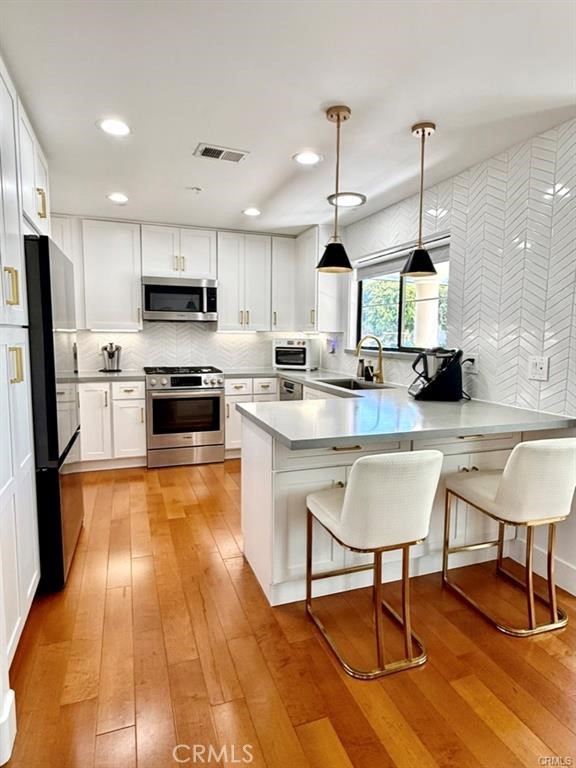 Front Image Thumbnail for CRAR25244585