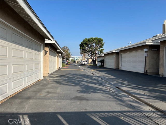 Detail Gallery Image 24 of 27 For 926 Willardson Way a,  Santa Ana,  CA 92703 - 3 Beds | 2/1 Baths