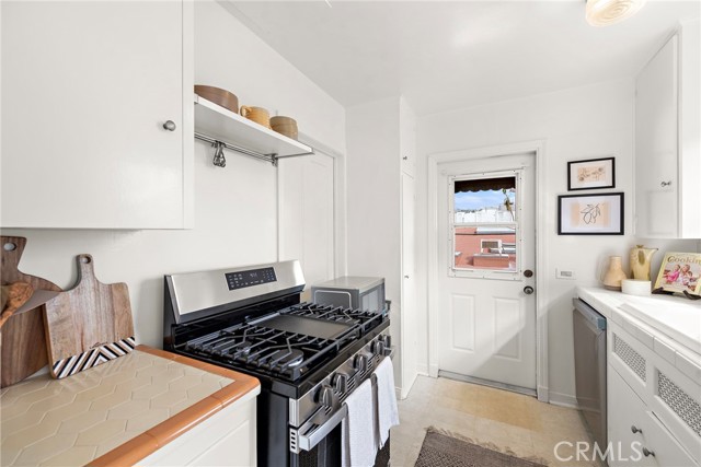 189 Lower Cliff Drive, Laguna Beach CA: https://media.crmls.org/medias/3c80deda-534f-4fb6-a083-dd827e791e0c.jpg