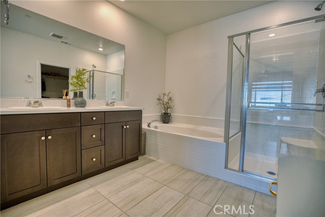 Detail Gallery Image 16 of 22 For 11612 S Crescent St, Desert Hot Springs,  CA 92240 - 4 Beds | 2 Baths