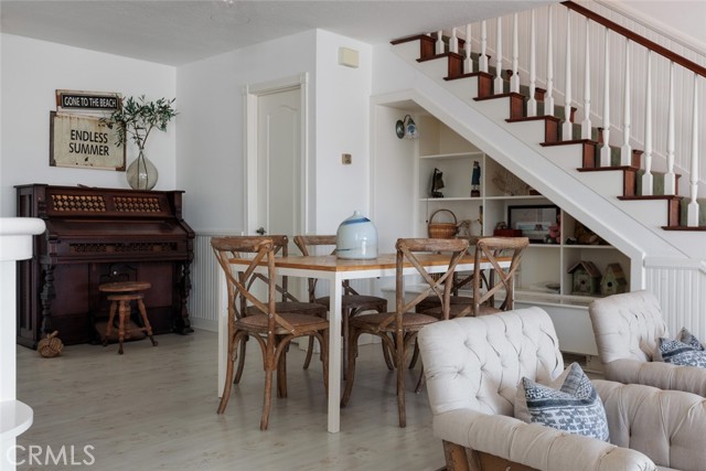 Detail Gallery Image 9 of 19 For 116 E Oceanfront, Newport Beach,  CA 92661 - 3 Beds | 2/1 Baths