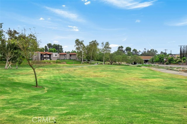 25165 Charlinda Drive, Mission Viejo CA: https://media.crmls.org/medias/3c811dc0-df43-422d-90a8-57e2c214a550.jpg