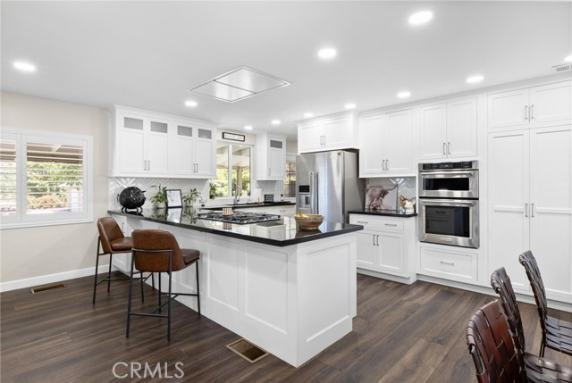 Detail Gallery Image 14 of 56 For 36126 Panorama Dr, Yucaipa,  CA 92399 - 3 Beds | 2 Baths