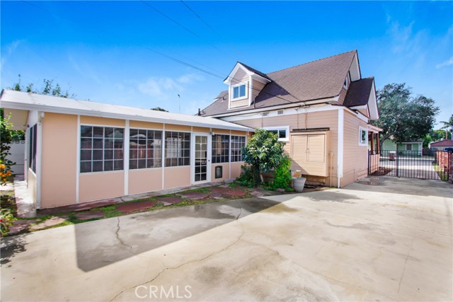 2130 Oregon Avenue, Long Beach, California 90806, 3 Bedrooms Bedrooms, ,3 BathroomsBathrooms,Single Family Residence,For Sale,Oregon,PW25011591