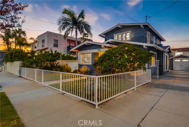 Detail Gallery Image 6 of 74 For 2815 E 5th St, Long Beach,  CA 90814 - 3 Beds | 2 Baths