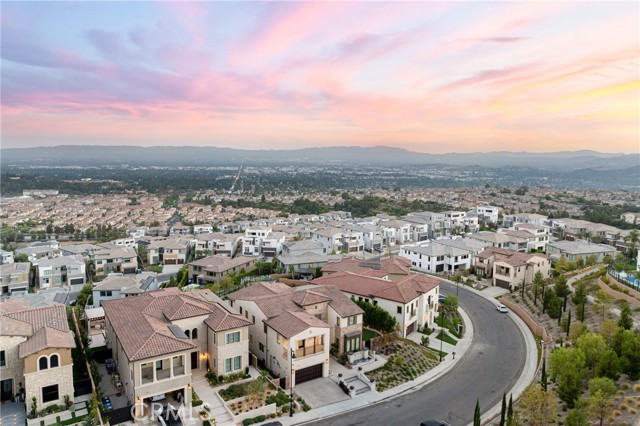 20436 W Liverpool Way, Porter Ranch CA: https://media.crmls.org/medias/3c82c647-6dc9-4030-b3e4-1cb0251a7b16.jpg