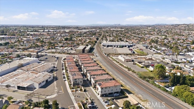 Detail Gallery Image 25 of 26 For 9327 via Azul, Pico Rivera,  CA 90660 - 4 Beds | 3/1 Baths