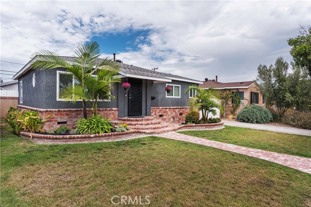 5033 Rose Ave, Long Beach, CA 90807